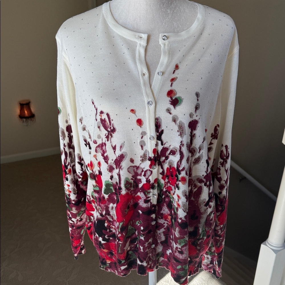 Cathy Daniels Cream and Red Floral Button Down Shirt - Picture 5 of 6